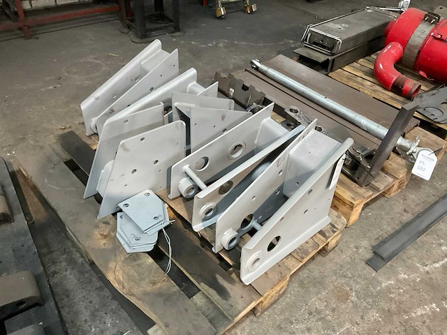 Onderdelen voor onderstel jako 10m3 mesttank - afbeelding 7 van  11