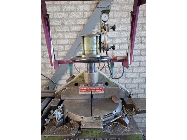 Onderlopende metaalcirkelzaagmachine kaltenbach, kks 400 - afbeelding 14 van  15