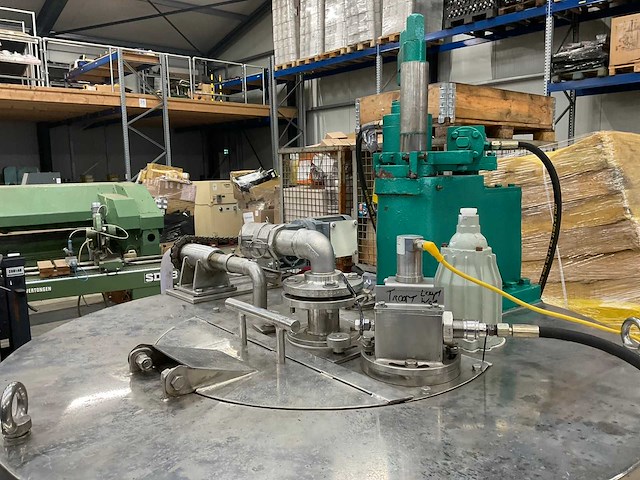 Onderlossende schraap centrifuge - afbeelding 6 van  10