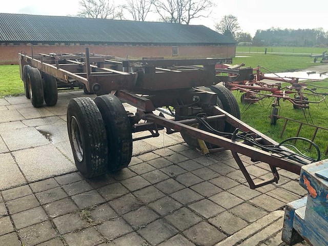 Onderstel mesttankwagen - afbeelding 1 van  29