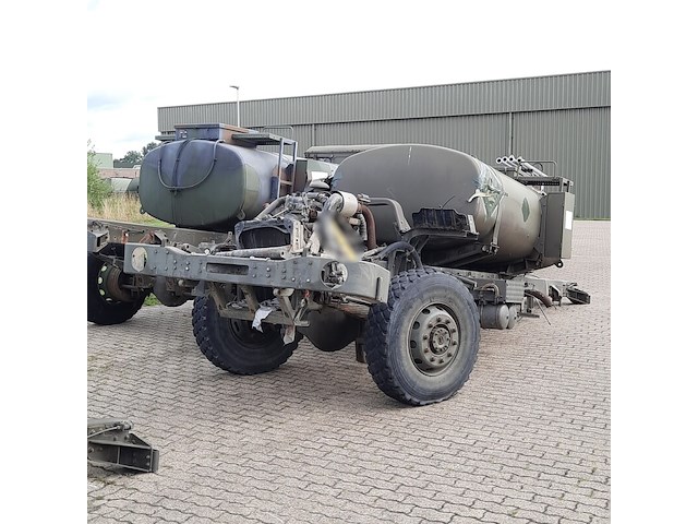Onderstel t.b.v. vrachtwagen (daf y-4442) - afbeelding 1 van  17