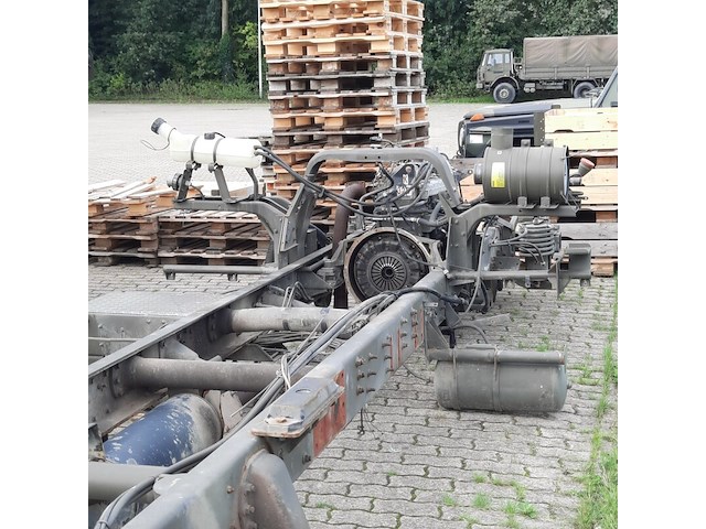 Onderstel t.b.v. vrachtwagen (daf yai-4442) - afbeelding 2 van  18