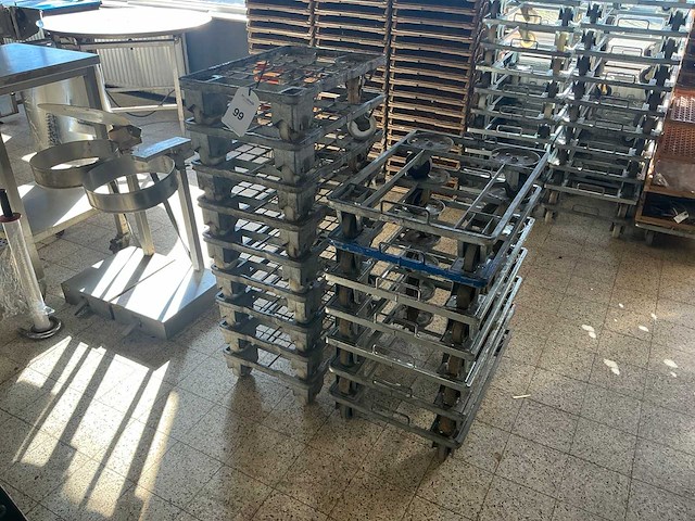 Onderwagen (16x) - afbeelding 1 van  4