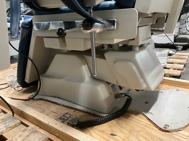 Onderzoekstoel - afbeelding 6 van  9