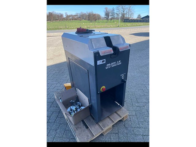 One skive 5-50 slangenschilmachine - afbeelding 8 van  11