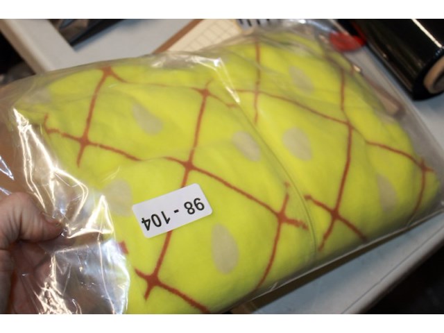 Onesie ananas geel 1x 98/104 in ds 1 - afbeelding 3 van  3