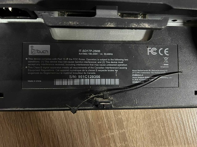 Onesix - kiosk premium bestelzuil met kassasysteem - afbeelding 5 van  7