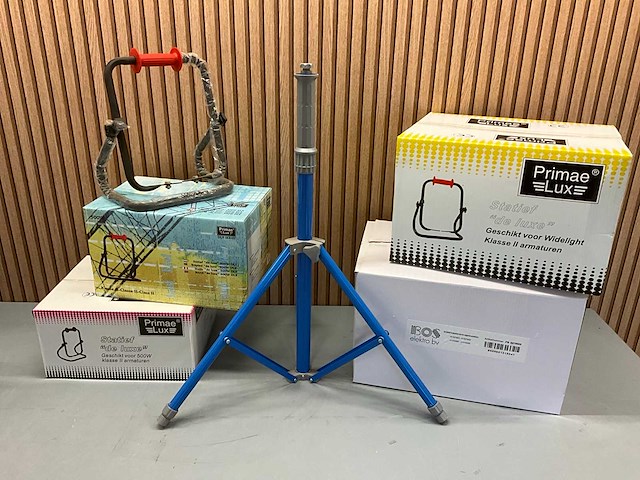 “ongebruikt” 16x pallet bos bouwlampen en statieven - afbeelding 6 van  22