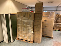 “ongebruikt” 16x pallet bos bouwlampen en statieven - afbeelding 8 van  22