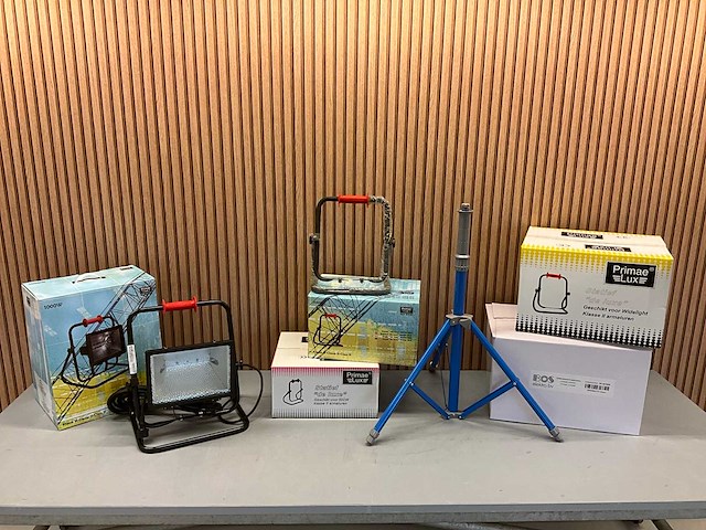 “ongebruikt” 16x pallet bos bouwlampen en statieven - afbeelding 1 van  22