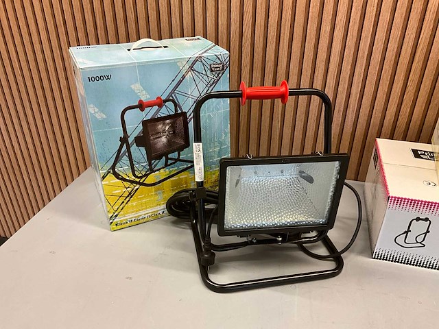 “ongebruikt” 16x pallet bos bouwlampen en statieven - afbeelding 16 van  22