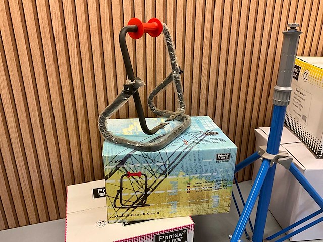 “ongebruikt” 16x pallet bos bouwlampen en statieven - afbeelding 19 van  22