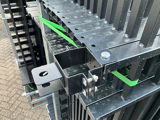 Ongebruikt 74m1 compleet hekwerk 2 meter hoog - afbeelding 7 van  15