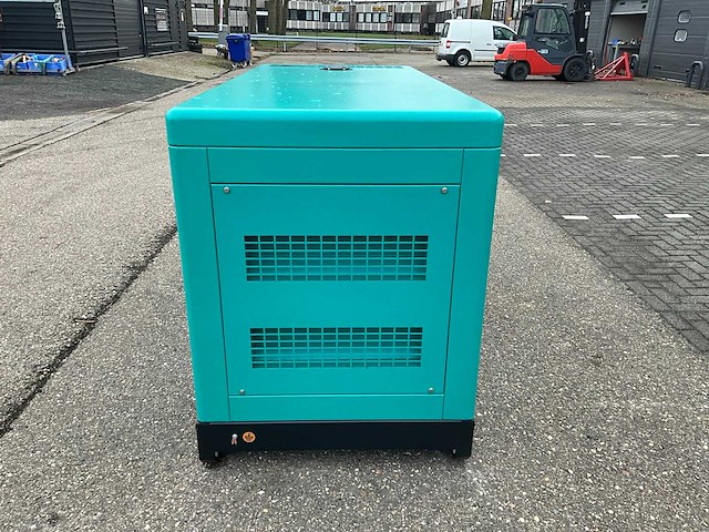 Ongebruikt compal power vg-r50 noodstroomaggregaat - afbeelding 10 van  15