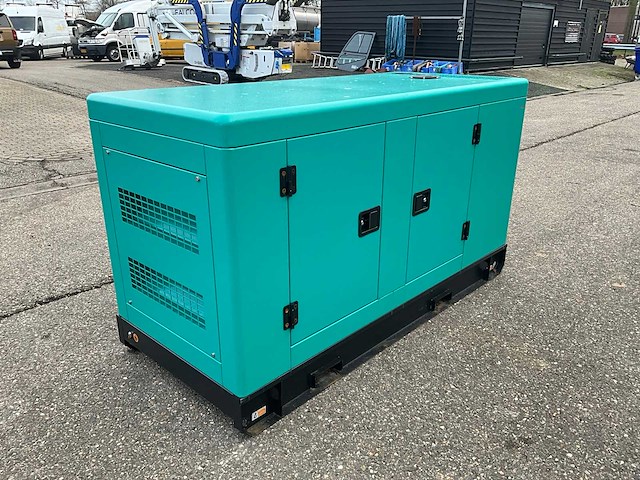 Ongebruikt compal power vg-r50 noodstroomaggregaat - afbeelding 11 van  15