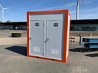 Ongebruikt dubbele toiletunit