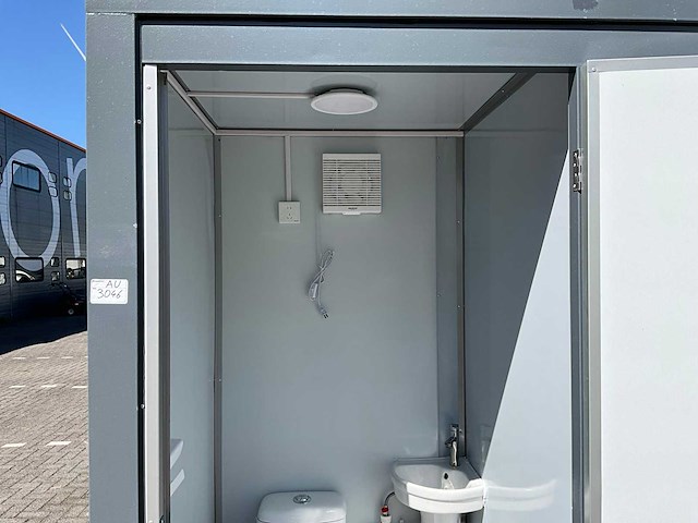 Ongebruikt dubbele toiletunit - afbeelding 1 van  10