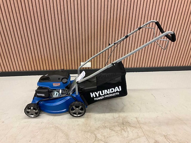 Ongebruikt hyundai grasmaaier met benzinemotor - afbeelding 2 van  8