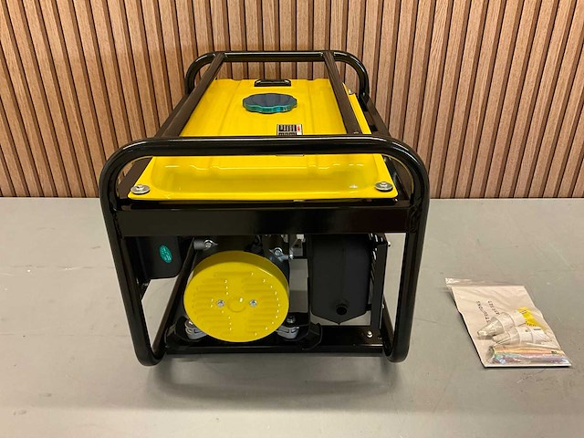 Ongebruikt ilu-mac ug3000r stroomgenerator - afbeelding 4 van  9