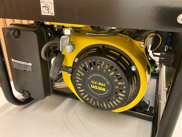 Ongebruikt ilu-mac ug3000r stroomgenerator - afbeelding 8 van  9