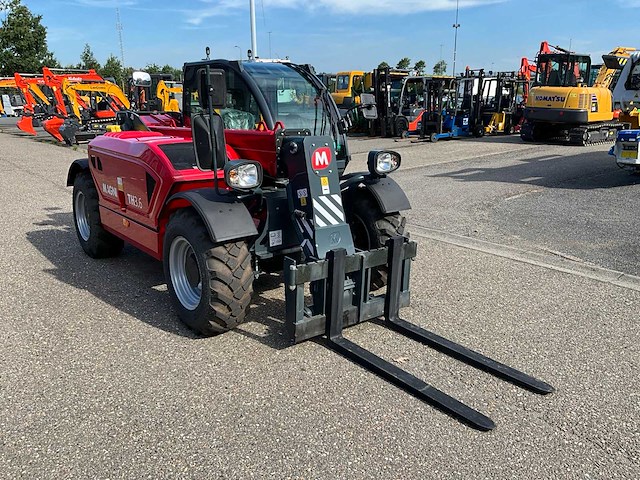 Ongebruikt magni th 3.6 turbo 35 km/h telescopic handlers - afbeelding 34 van  35