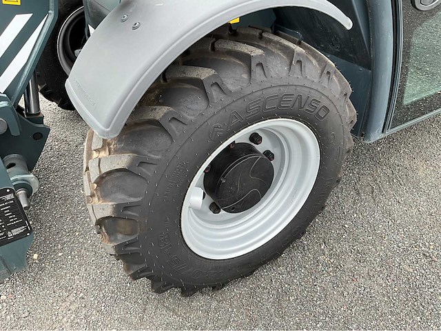 Ongebruikt magni th 3.6 turbo 35 km/h telescopic handlers - afbeelding 4 van  39
