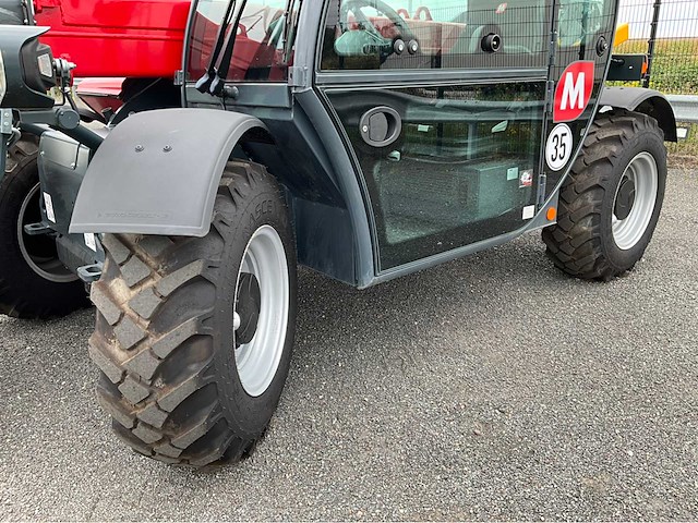 Ongebruikt magni th 3.6 turbo 35 km/h telescopic handlers - afbeelding 10 van  39