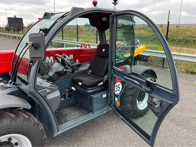 Ongebruikt magni th 3.6 turbo 35 km/h telescopic handlers - afbeelding 24 van  39