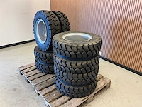 Ongebruikt mitas bandenset wacker neuson ew65 graafmachine - afbeelding 5 van  11