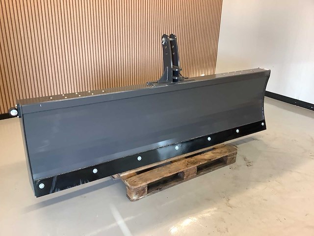 Ongebruikt v.b.s 2500 agrarische frontschuif marge - afbeelding 1 van  12