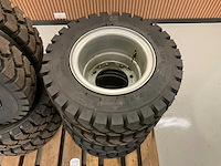 Ongebruikt wacker neuson ew65 mobiele graafmachine wielenset - afbeelding 4 van  7