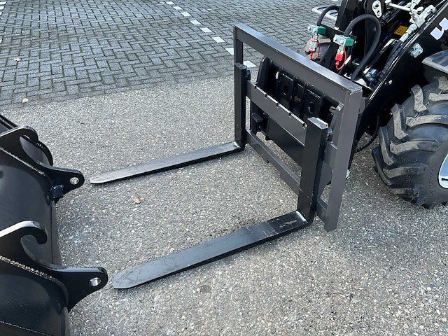 Ongebruikt wolf mini750 mini wiellader - afbeelding 7 van  29