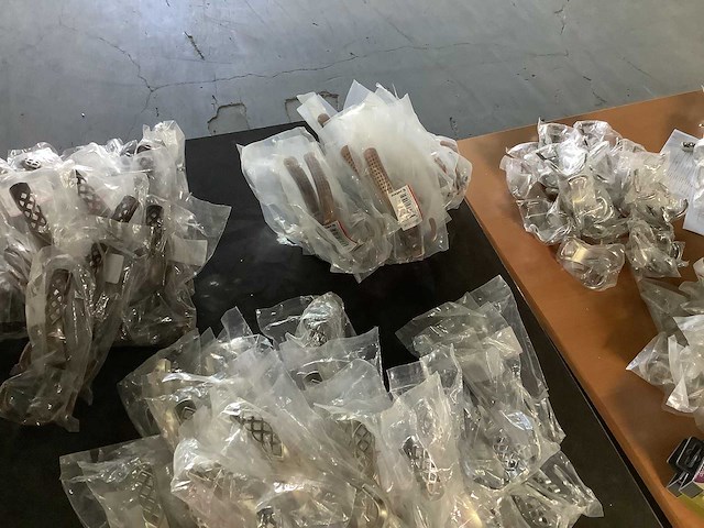 Ongebruikte huishoudelijke artikelen (834x) - afbeelding 38 van  78