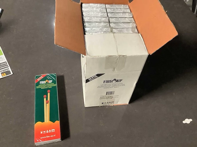 Ongebruikte huishoudelijke artikelen in originele verpakkingen (834x) - afbeelding 59 van  78
