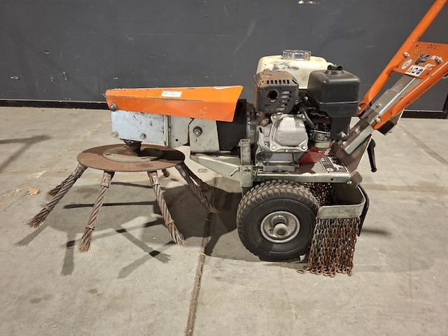 Onkruidborstel, nimos, mug, 2005 - afbeelding 4 van  7