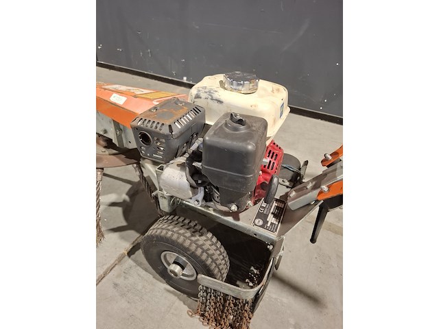 Onkruidborstel, nimos, mug, 2005 - afbeelding 6 van  7