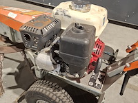 Onkruidborstel, nimos, mug, 2005 - afbeelding 6 van  7