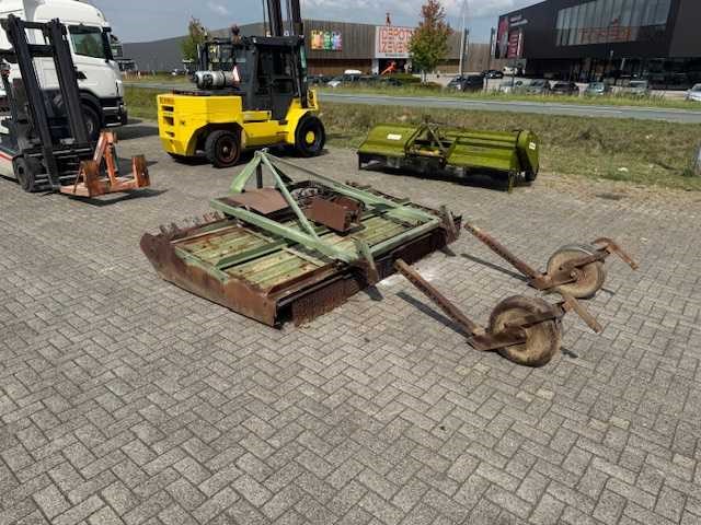 Onkruidbrander - afbeelding 1 van  9