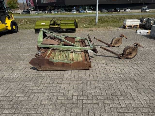 Onkruidbrander - afbeelding 6 van  9