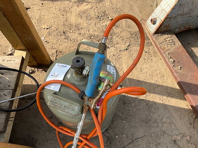 Onkruidbrander - afbeelding 3 van  3