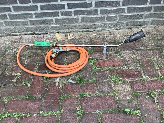 Onkruidbrander - afbeelding 2 van  3