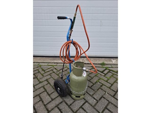 Onkruidbrander - afbeelding 1 van  4