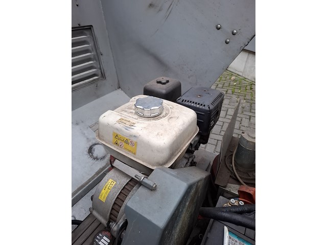 Onkruidstomer, empas - afbeelding 6 van  17