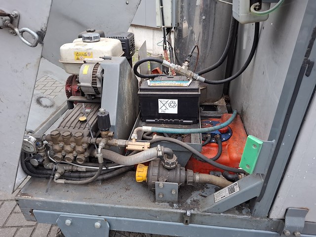 Onkruidstomer, empas - afbeelding 17 van  17