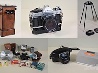 Online veiling van vintage foto en filmcamera's met toebehoren.