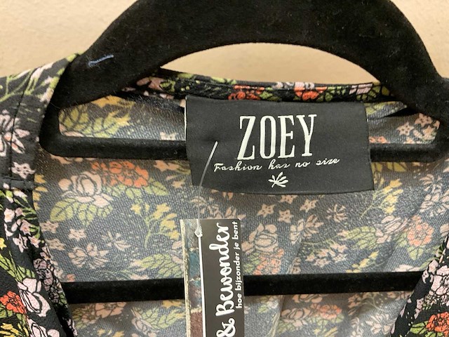 Only, base level, zoey, no1 by ox partij grote maten kleding (15x) - afbeelding 3 van  31