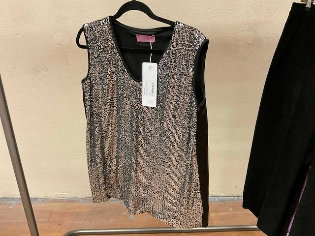 Only, base level, zoey, no1 by ox partij grote maten kleding (15x) - afbeelding 10 van  31