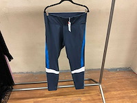 Only, base level, zoey, no1 by ox partij grote maten kleding (15x) - afbeelding 24 van  31