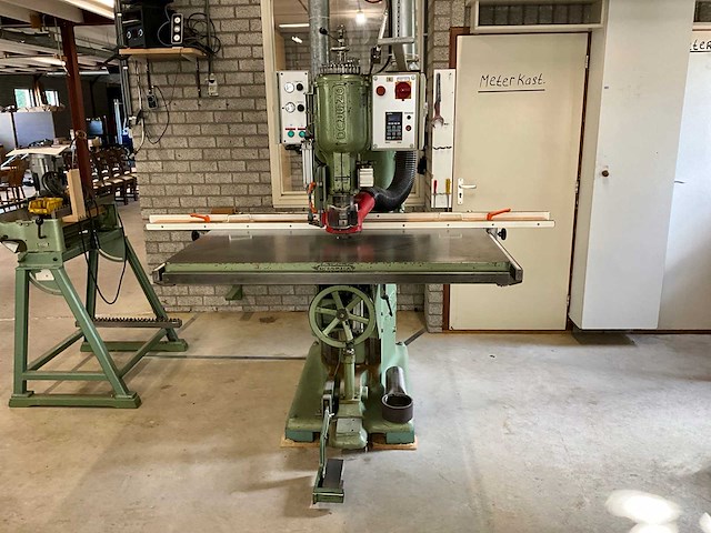 Onsrud w-304 verticale bovenfreesmachine - afbeelding 12 van  22