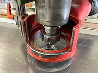 Onsrud w-304 verticale bovenfreesmachine - afbeelding 19 van  21